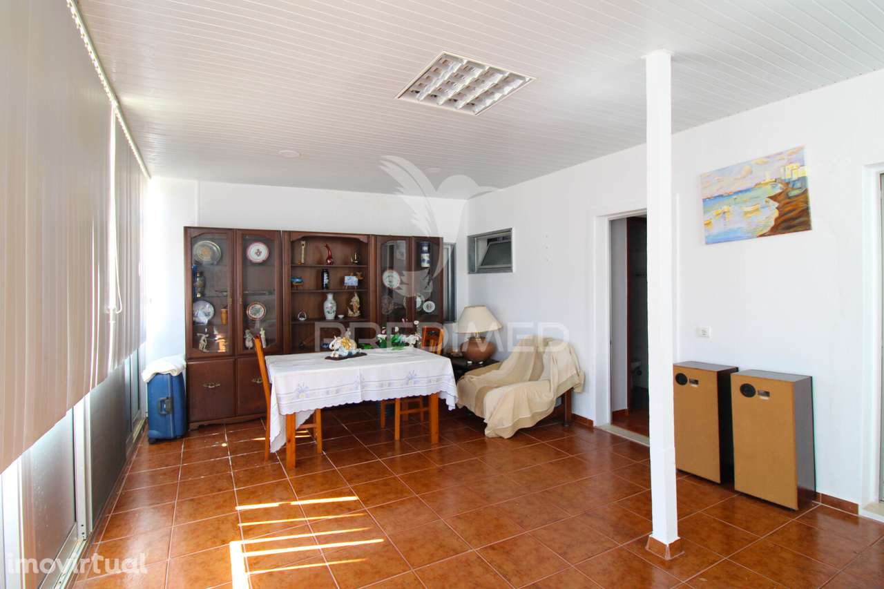 Apartamento mais comércio à Venda no Chelote, Faro - Grande imagem: 3/39