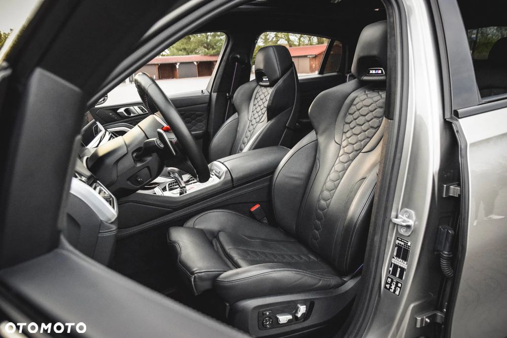BMW X6M - 6