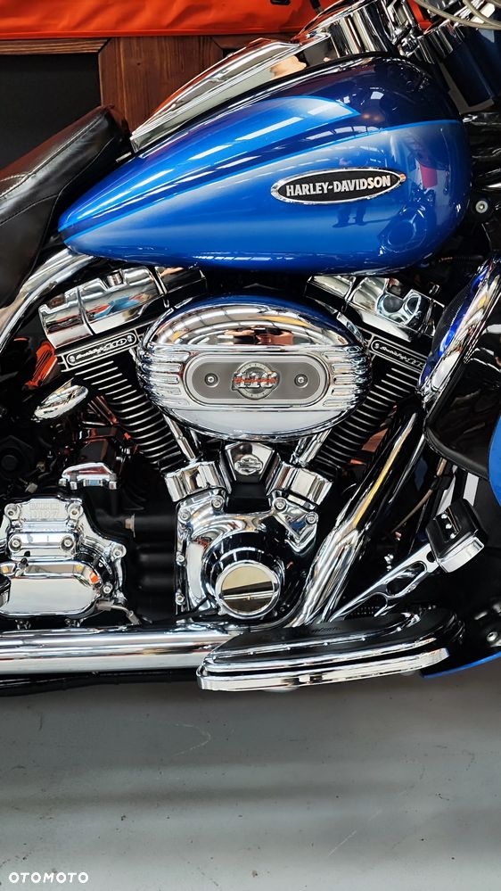 Harley-Davidson Touring Ultra Limited - 19