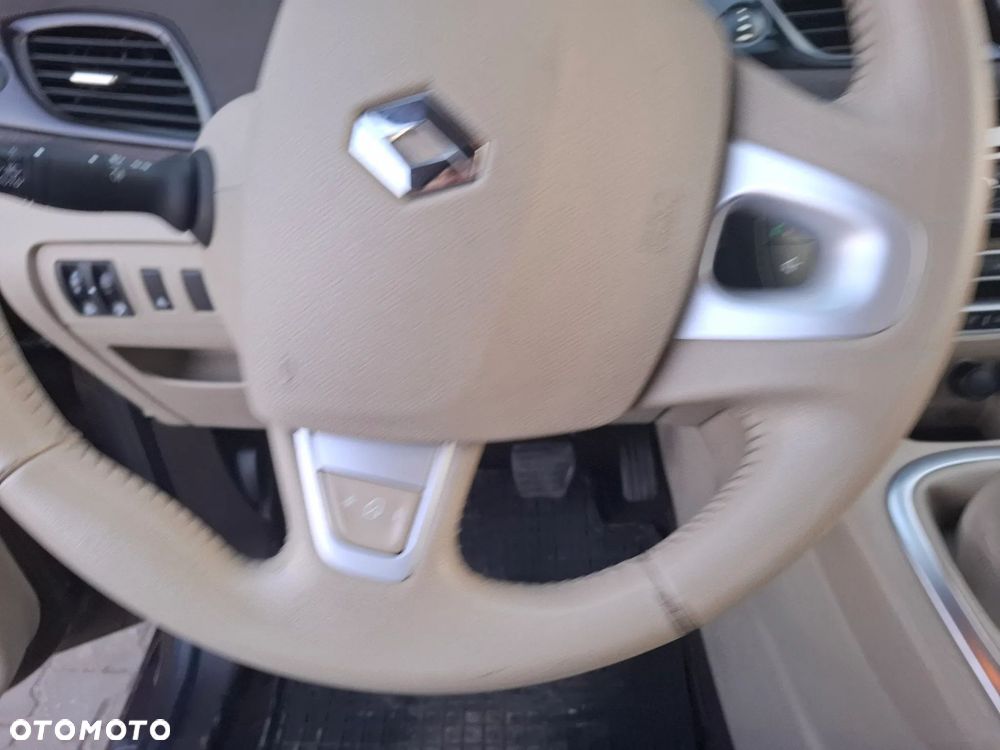 Renault Scenic 1.4 16V TCE TomTom Edition - 6