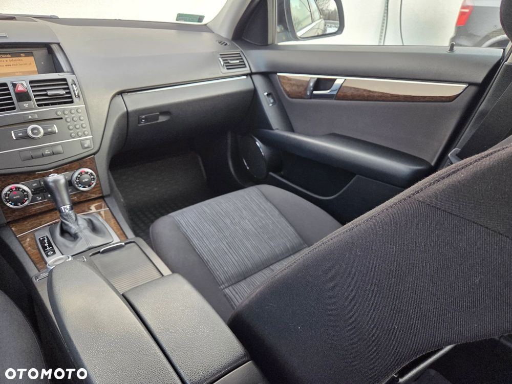 Mercedes-Benz Klasa C 200 Kompressor Automatik Elegance - 25