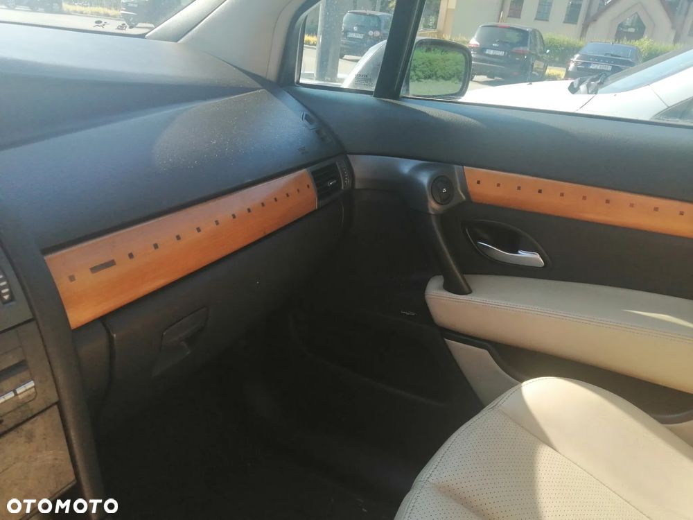 Renault Vel Satis - 12