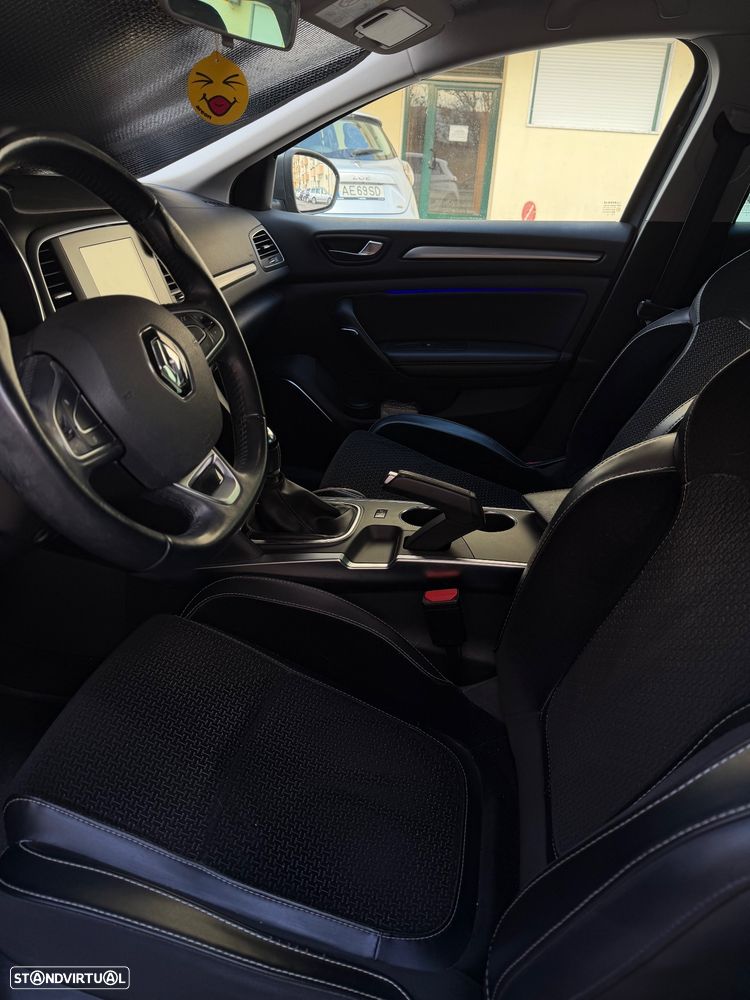 Renault Mégane ENERGY dCi 110 INTENS — fotografia 14