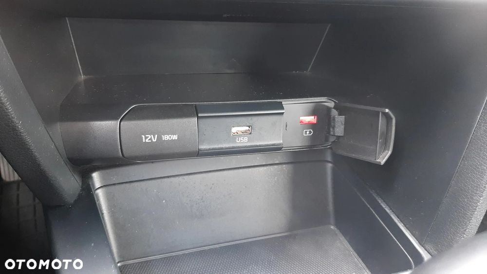 Kia Ceed 1.6 CRDi SCR M DCT - 28