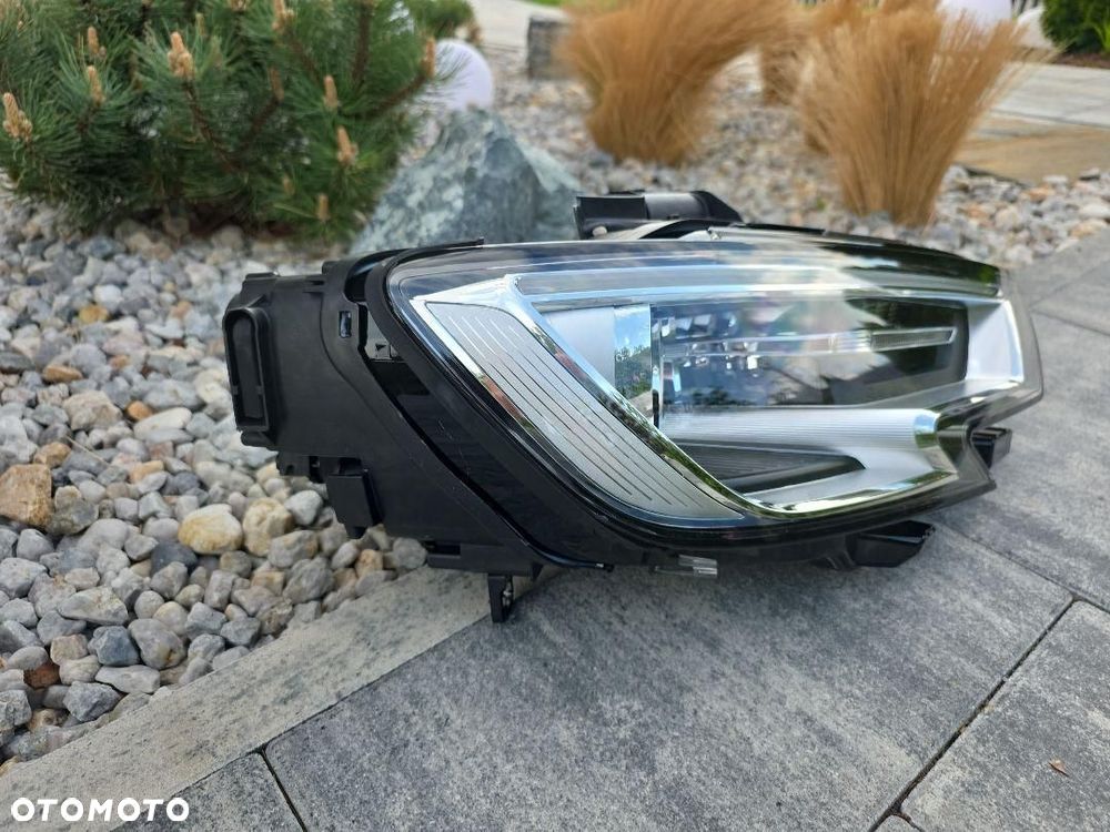 AUDI A3 S3 8V0 8V LIFT Lampa prawa przód Bi-Xenon Led 90118259 8V0941006E - 4