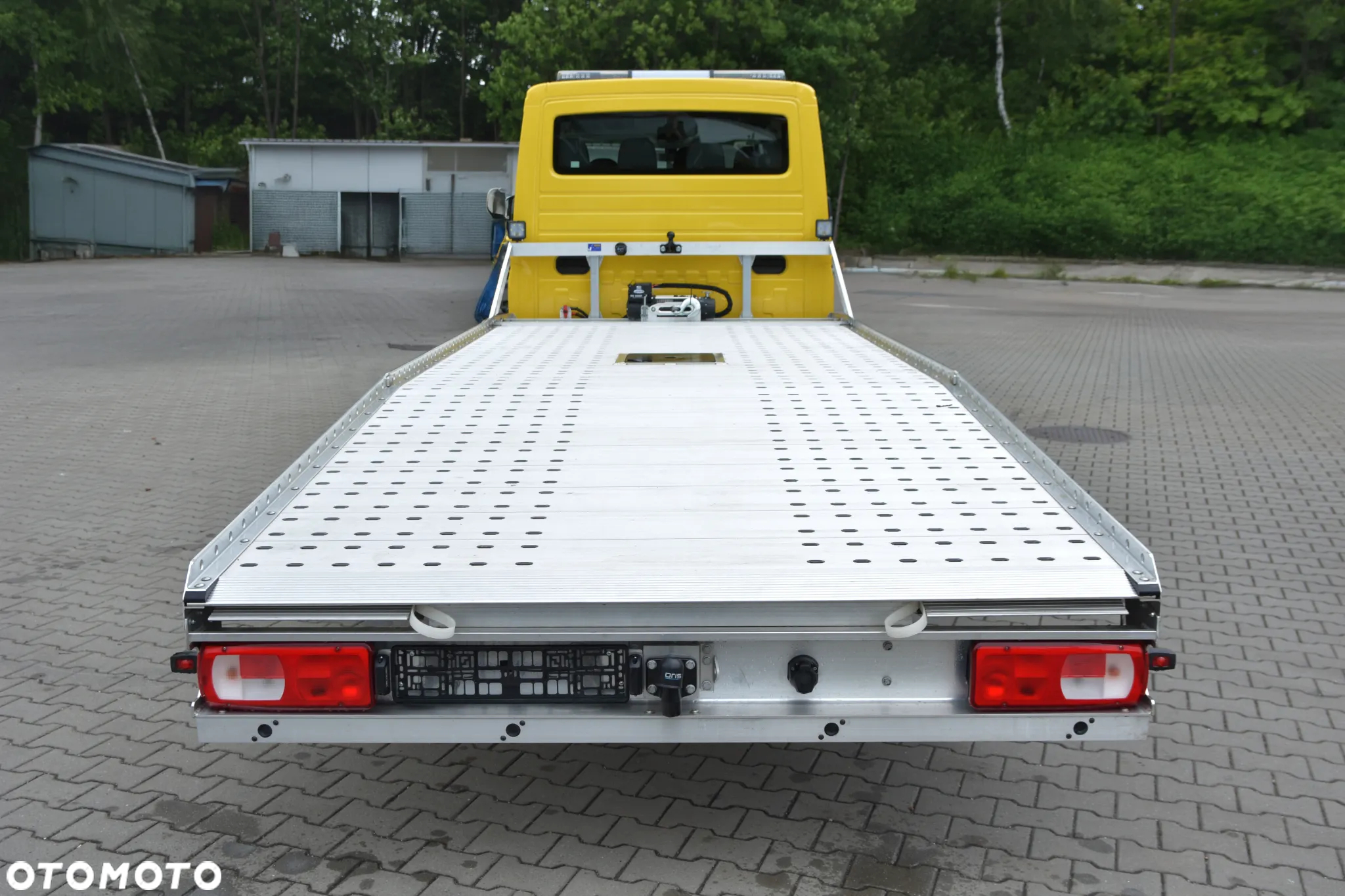 Volkswagen Crafter autolaweta PPP pomoc drogowa - 8