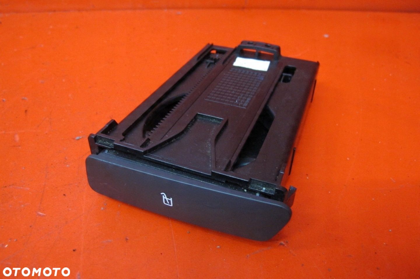 RENAULT LAGUNA 3 III UCHWYT NA KUBEK NAPÓJ CUPHOLDER EUROPA - 1