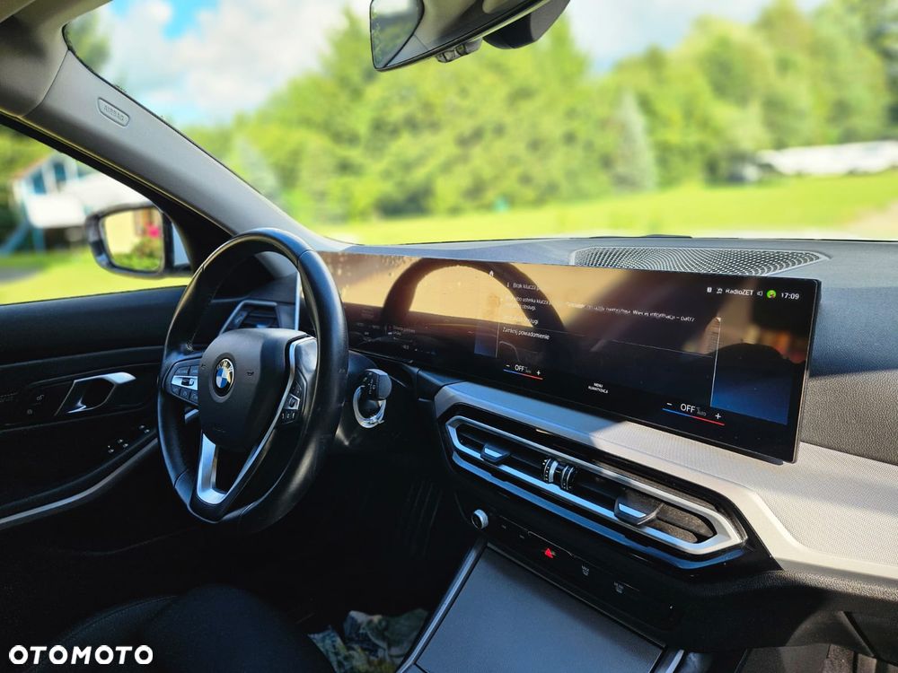 BMW Seria 3 318d mHEV M Sport - 33