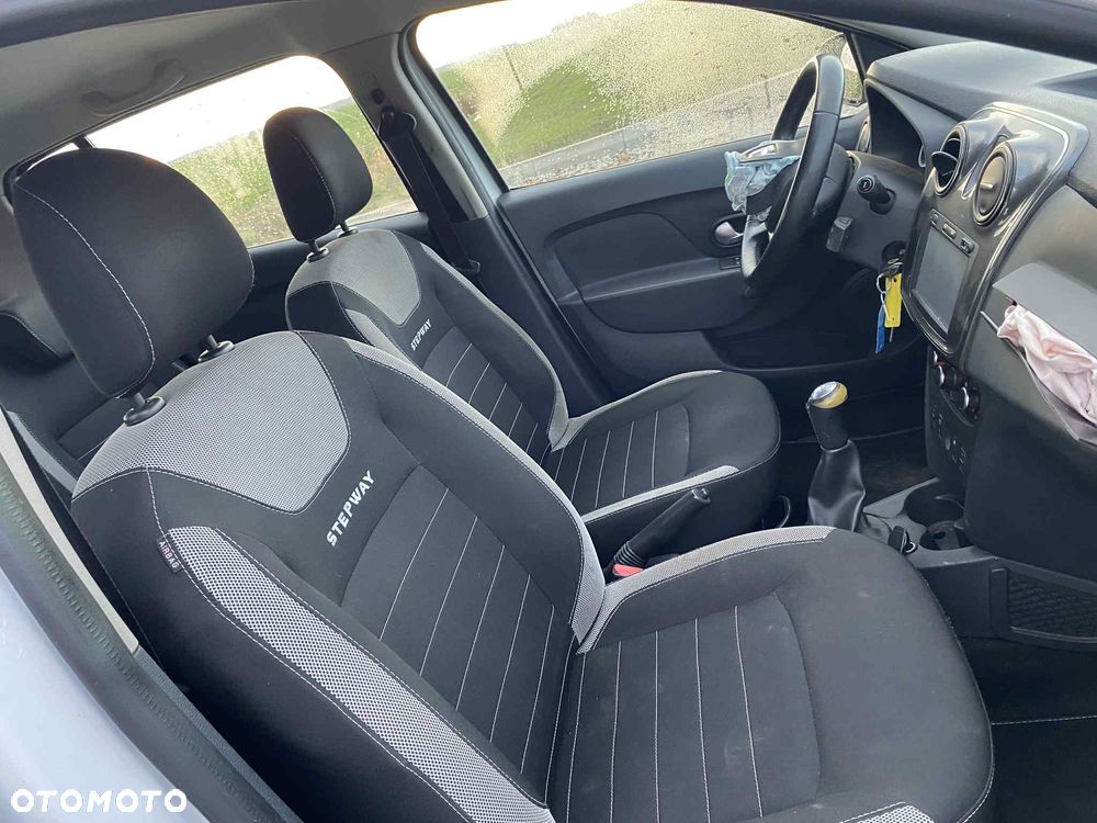 Dacia Sandero Stepway - 13