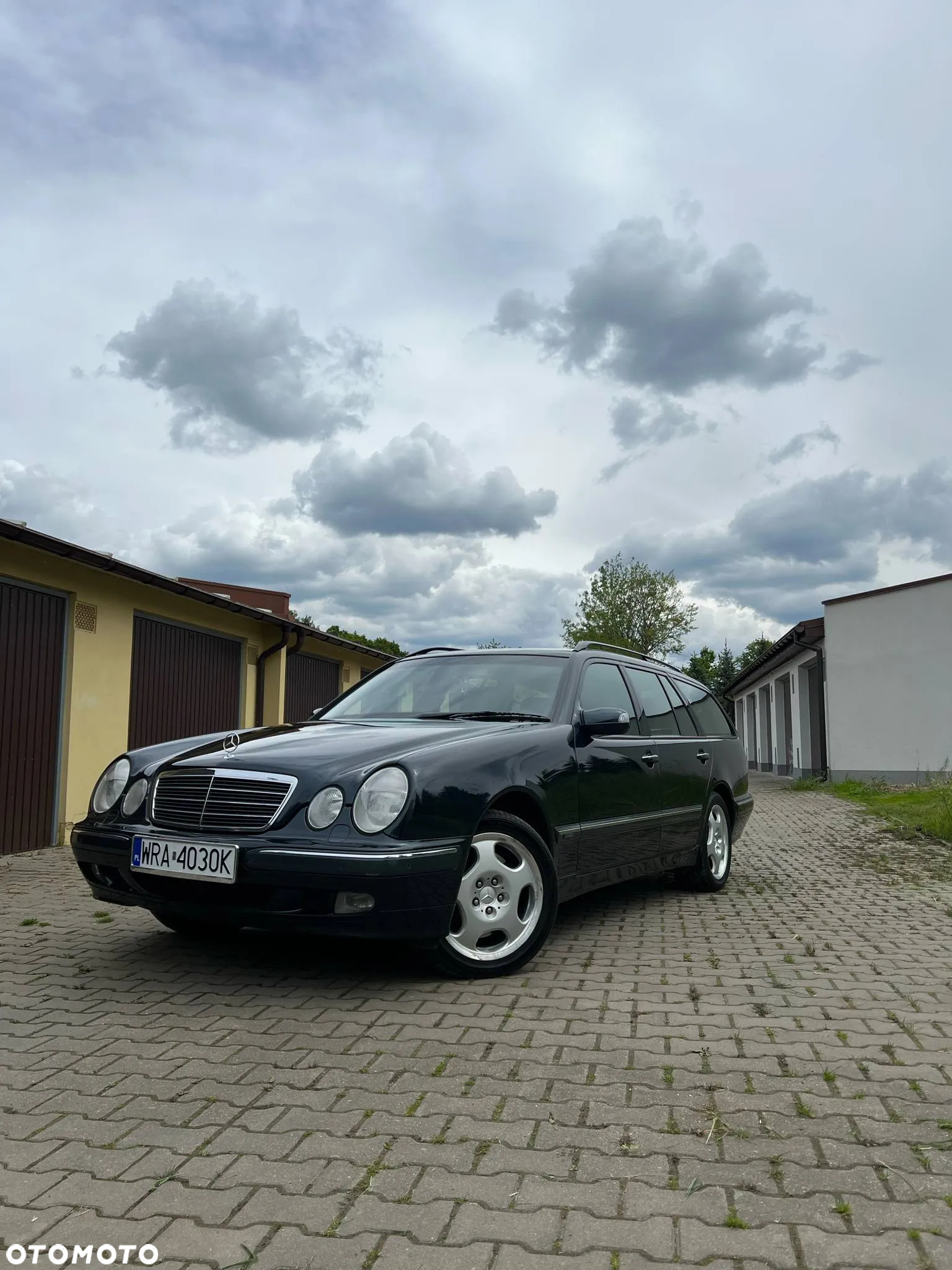 Mercedes-Benz Klasa E 430 4 Matic Elegance - 8