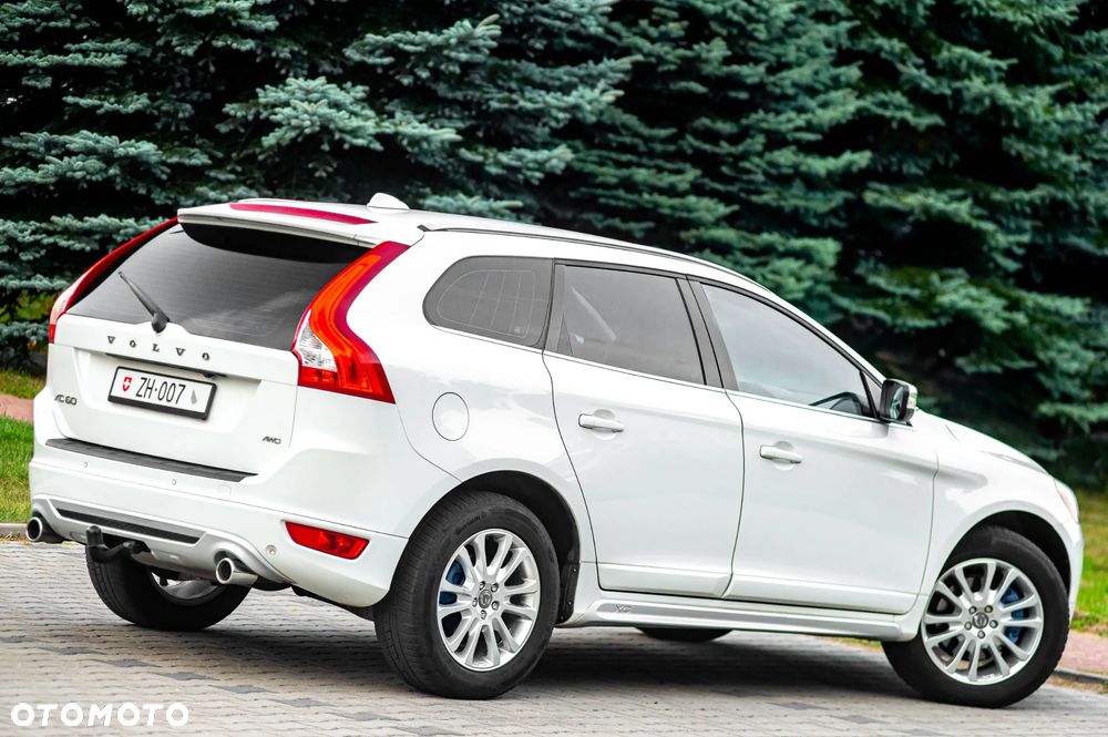 Volvo XC 60 D5 AWD RDesign - 3