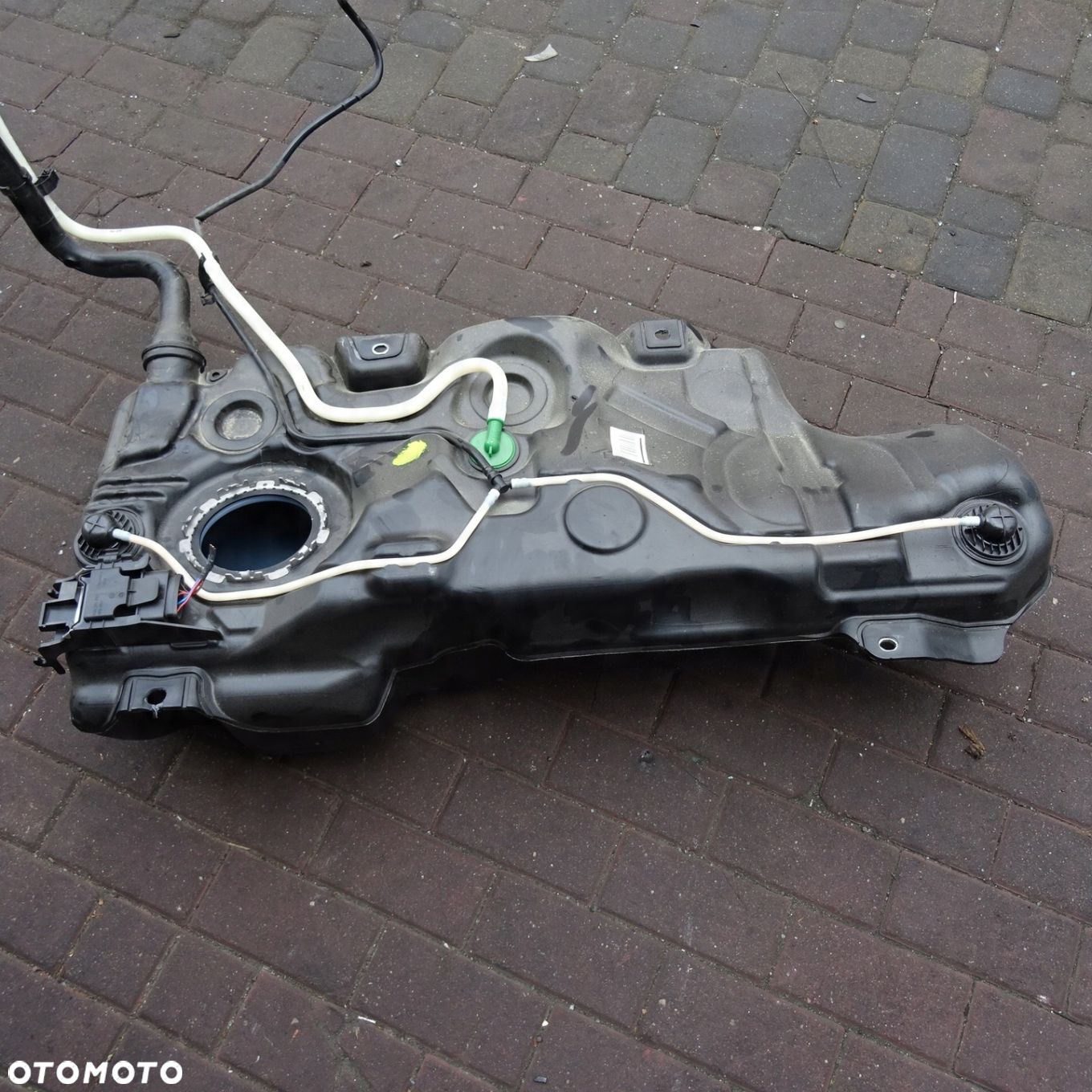 SEAT LEON IV 4 HB 1.5TSI ZBIORNIK PALIWA 5WA201021 - 2