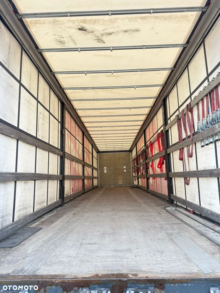 Schwarzmuller Schwarzmüller Curtainsider / Plandeka – 08/2020 – XL – 33 260 kg ładowności – 59 000 zł netto - 12