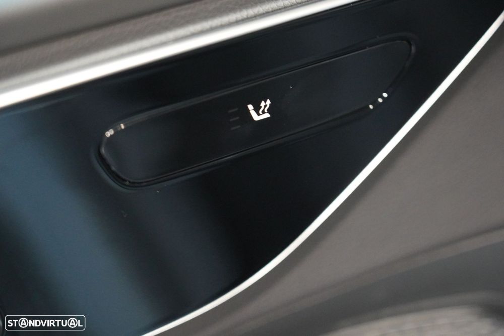 Mercedes-Benz C 300 d AMG Line - 25