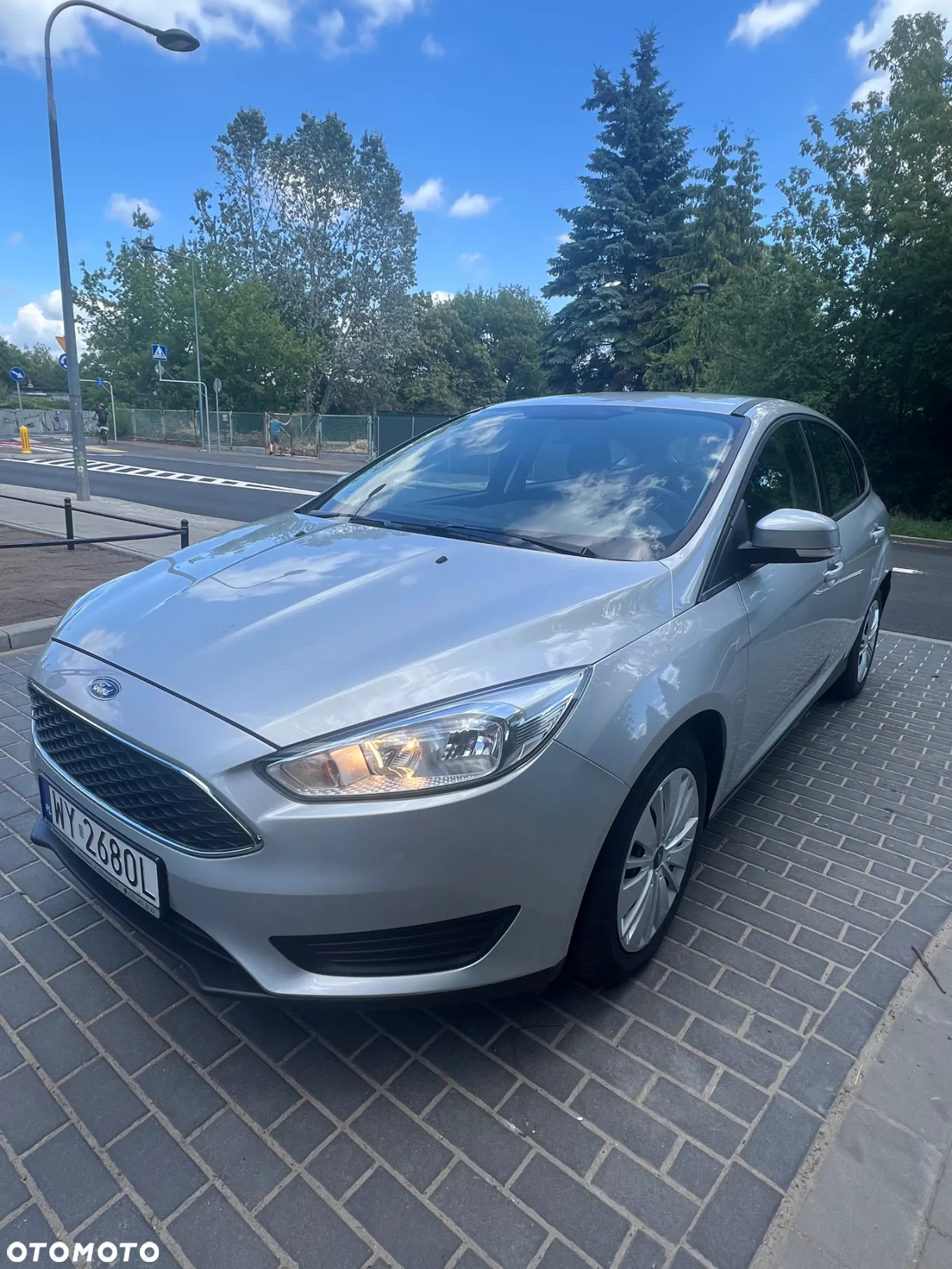 Ford Focus 1.6 Trend - 16