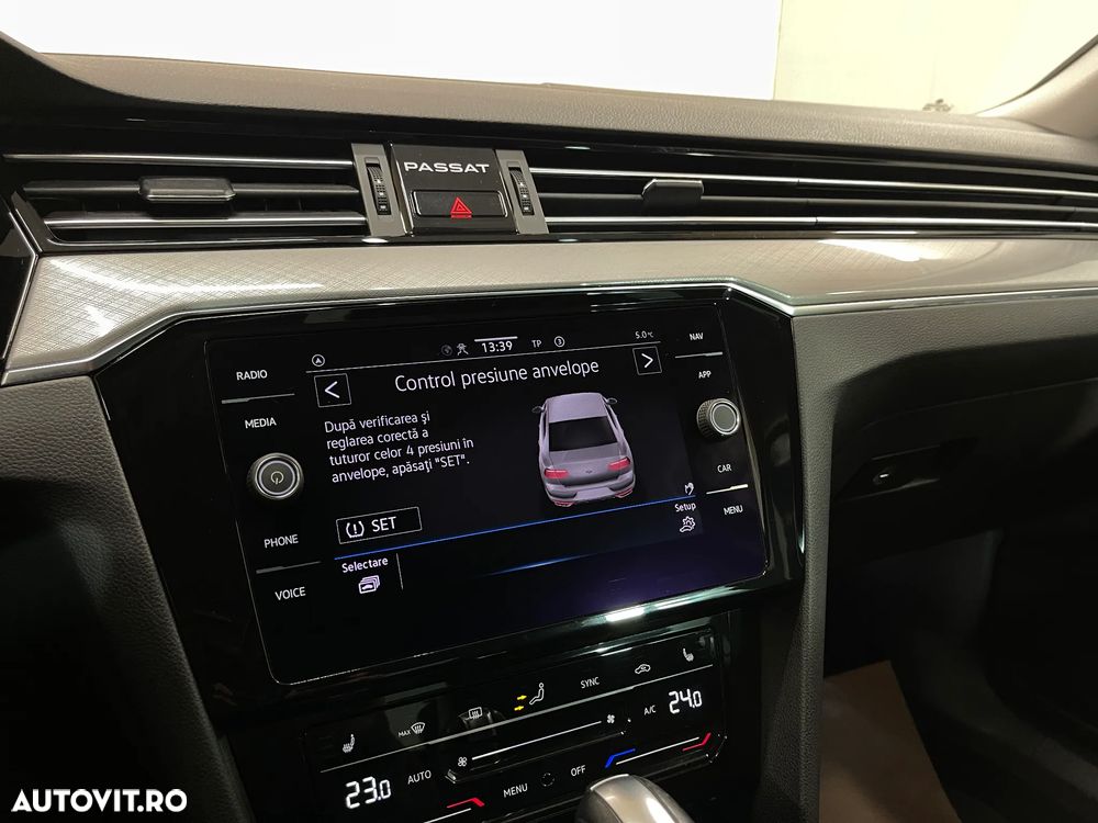 Volkswagen Passat 2.0 TDI DSG Comfortline - 16