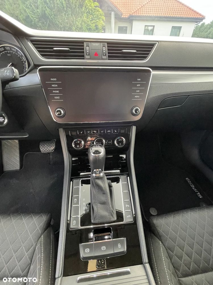 Skoda Superb 2.0 TDI Style DSG - 15