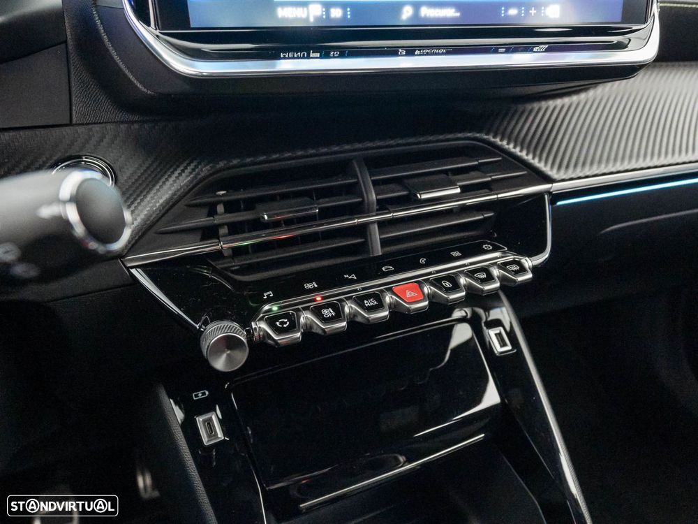 Peugeot 2008 1.2 PureTech GT - 25