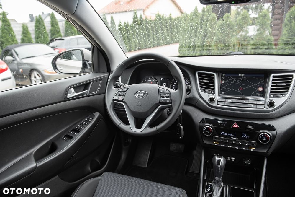 Hyundai Tucson blue 2.0 CRDi 4WD Premium - 28