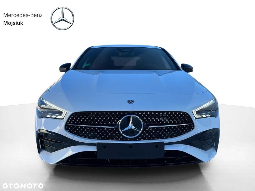 Mercedes-Benz CLA - 2