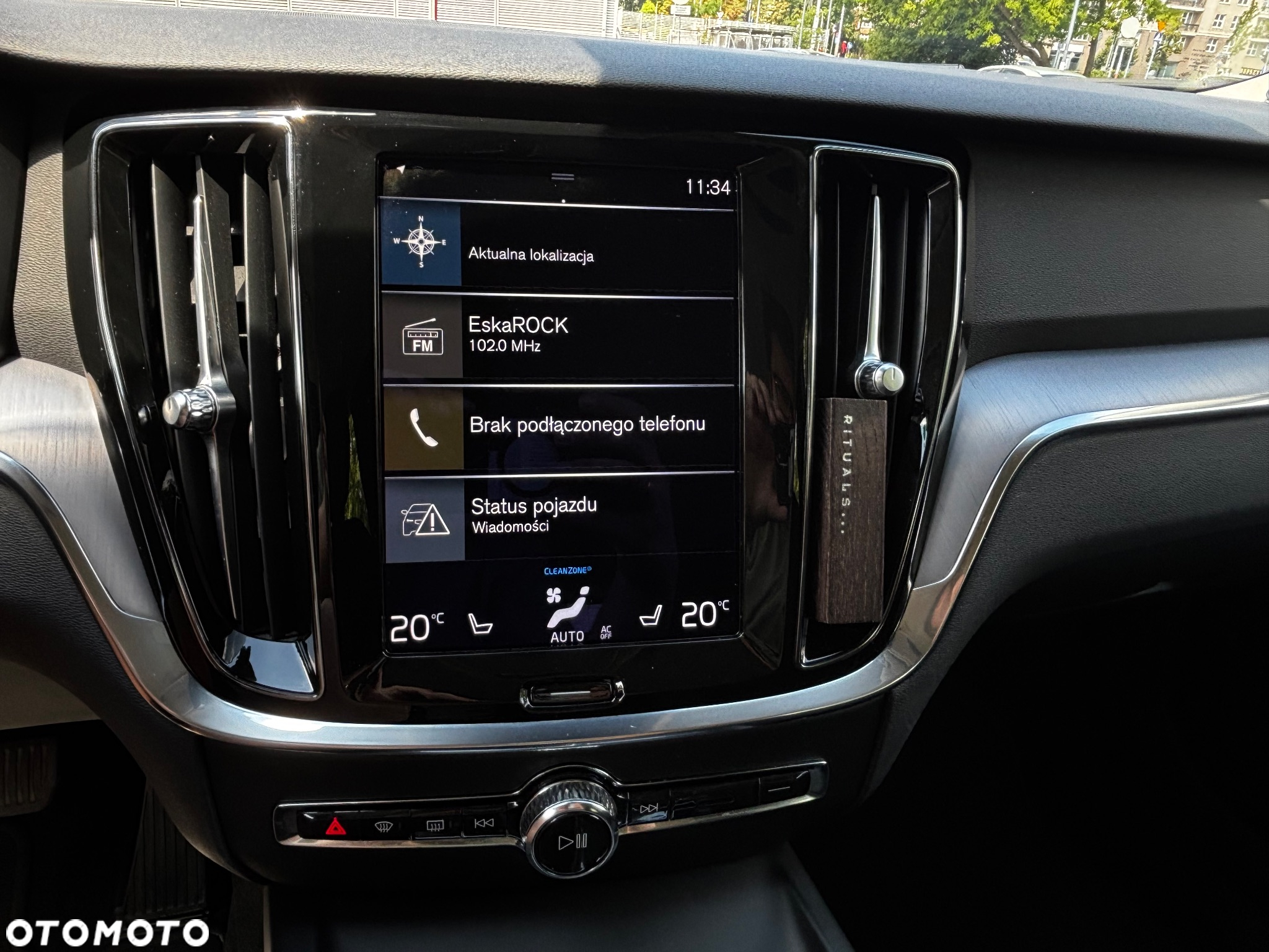 Volvo V60 Cross Country B4 D AWD Plus - 14