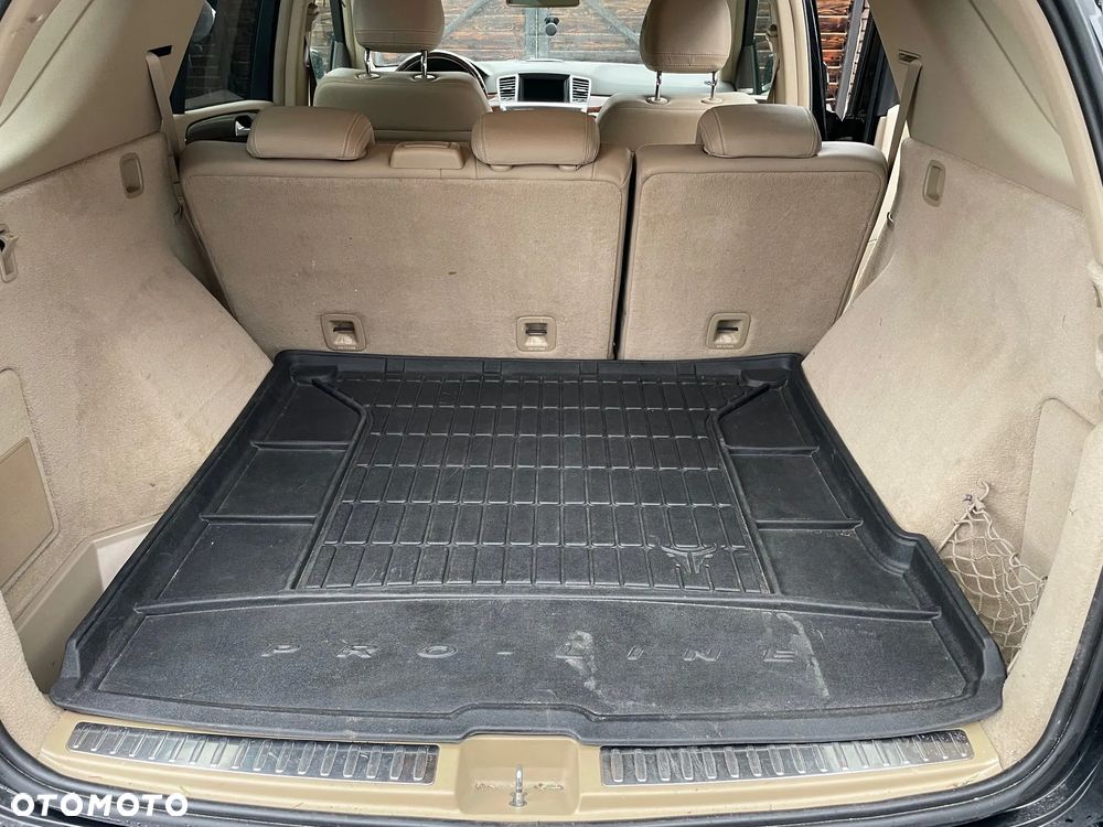 Mercedes-Benz ML 350 4MATIC (BlueEFFICIENCY) 7G-TRONIC - 12