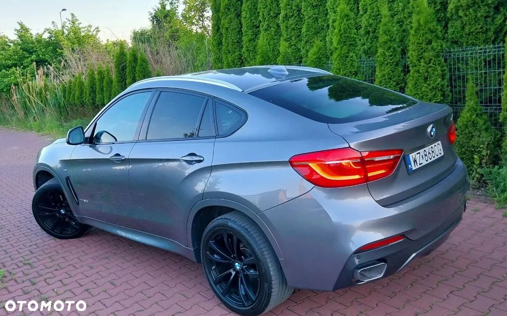 BMW X6 xDrive30d - 16