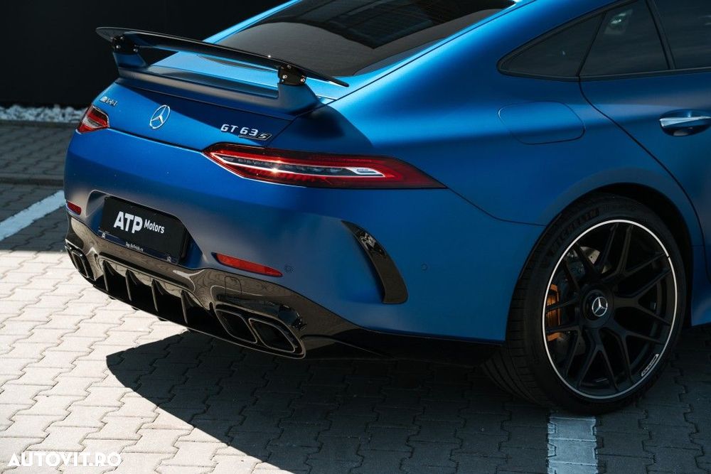 Mercedes-Benz AMG GT - 10