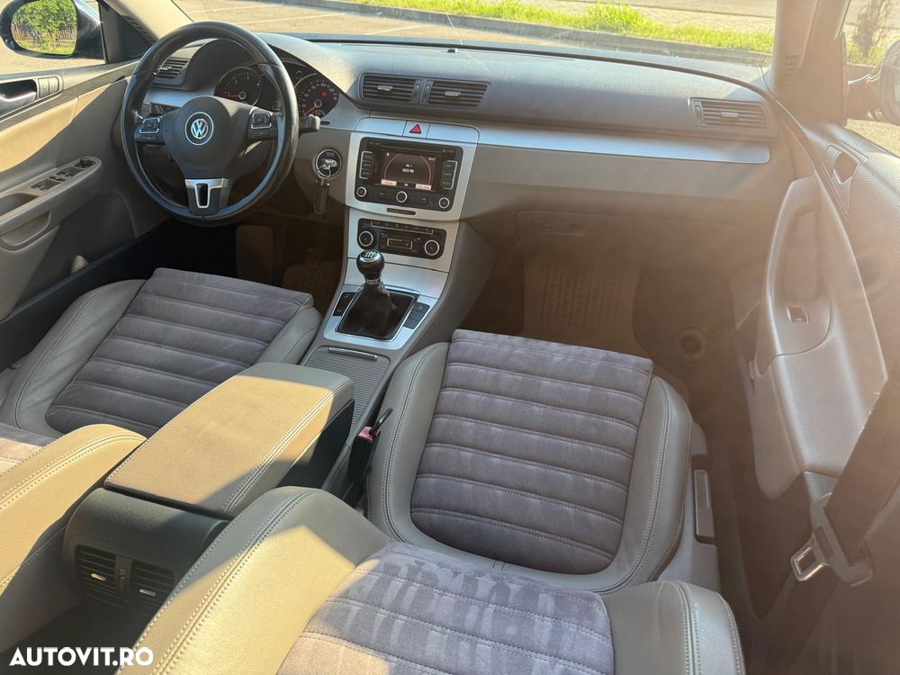 Volkswagen Passat 2.0 TDI Comfortline - 18