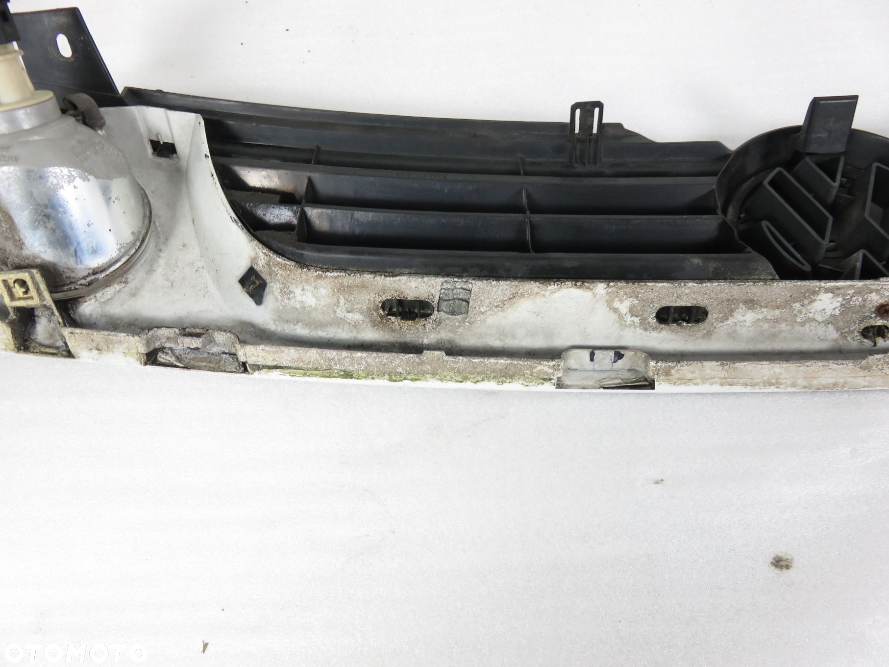 ATRAPA GRILL VW LUPO 6X0853661B - 3