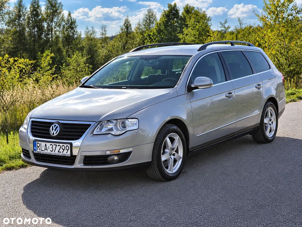 Volkswagen Passat 2.0 TDI DPF BlueMotion Technology Comfortline - 18