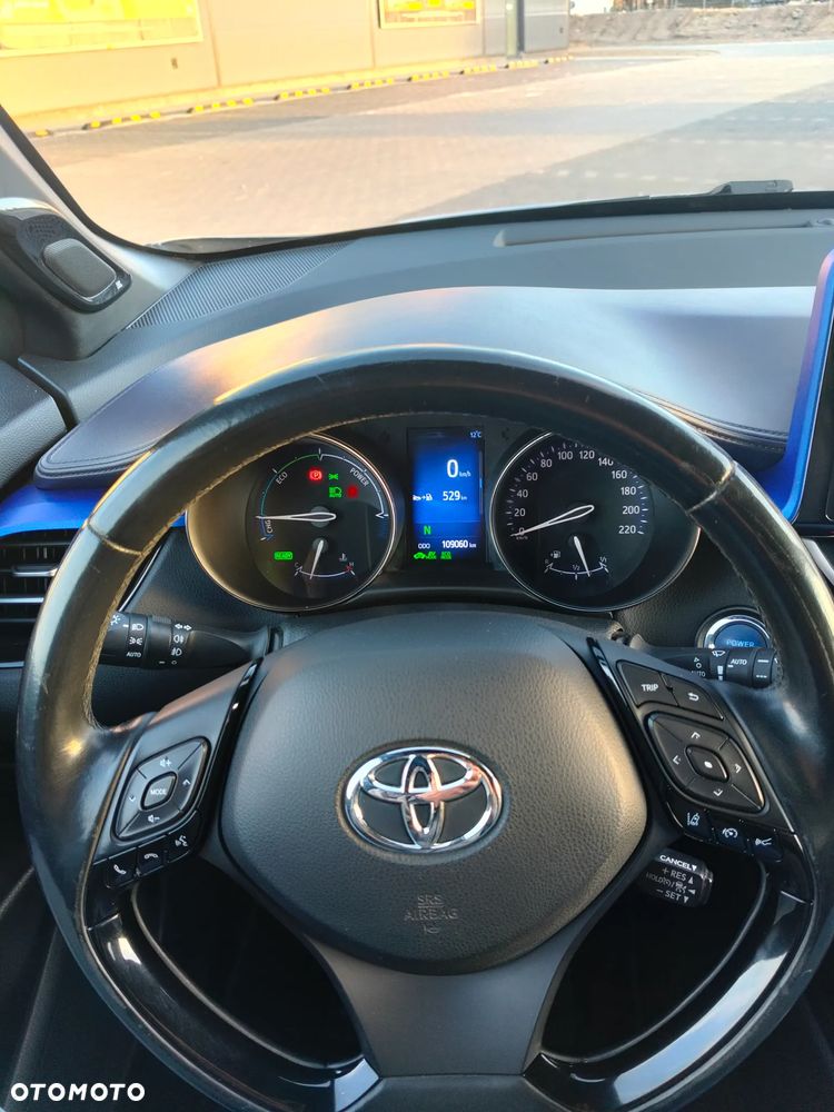 Toyota C-HR - 15