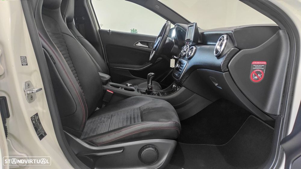 Mercedes-Benz A 200 CDi BE AMG Sport - 22