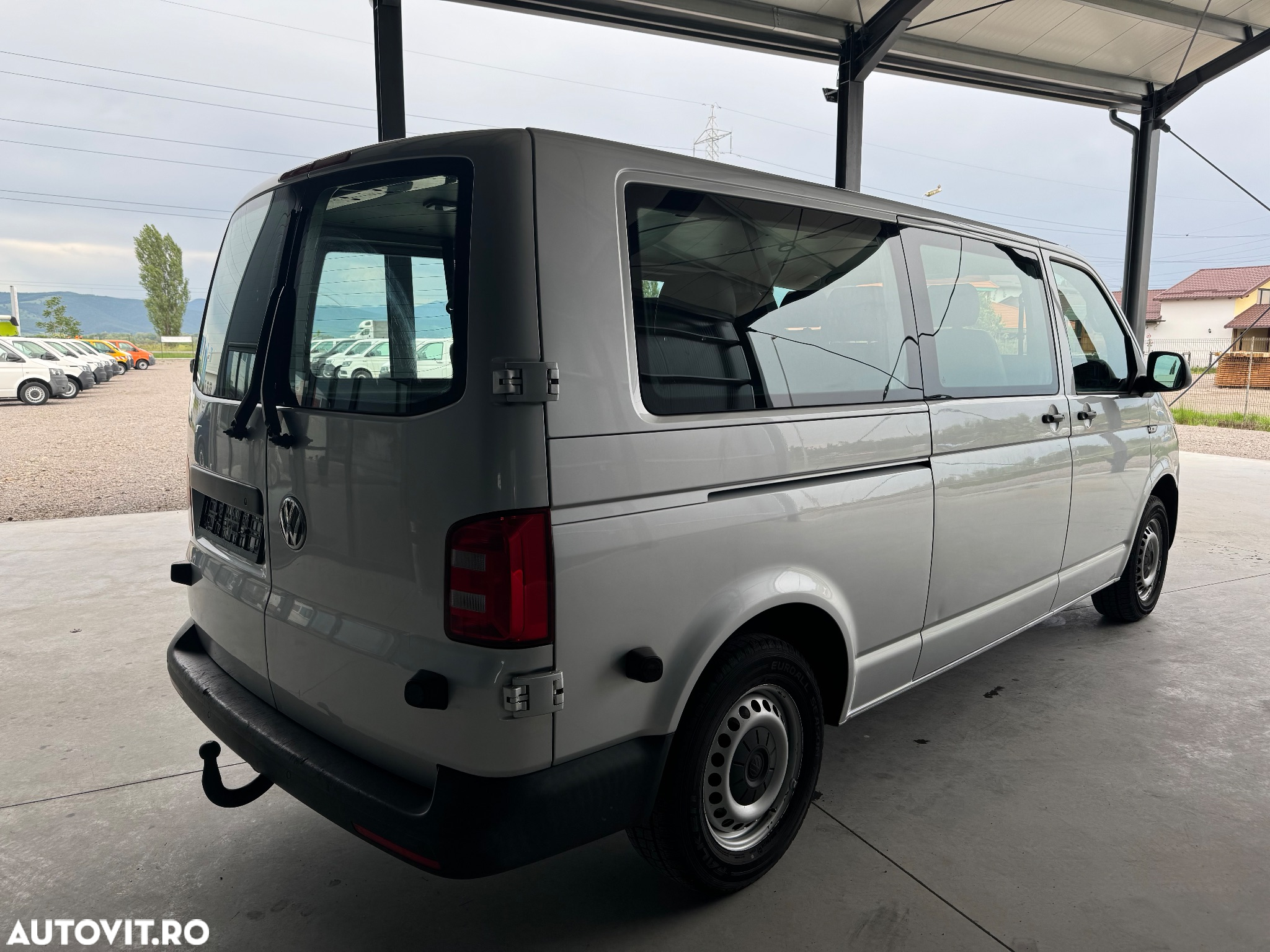 Volkswagen Transporter Kombi T6 2.0 TDI 110 kW LR - 3