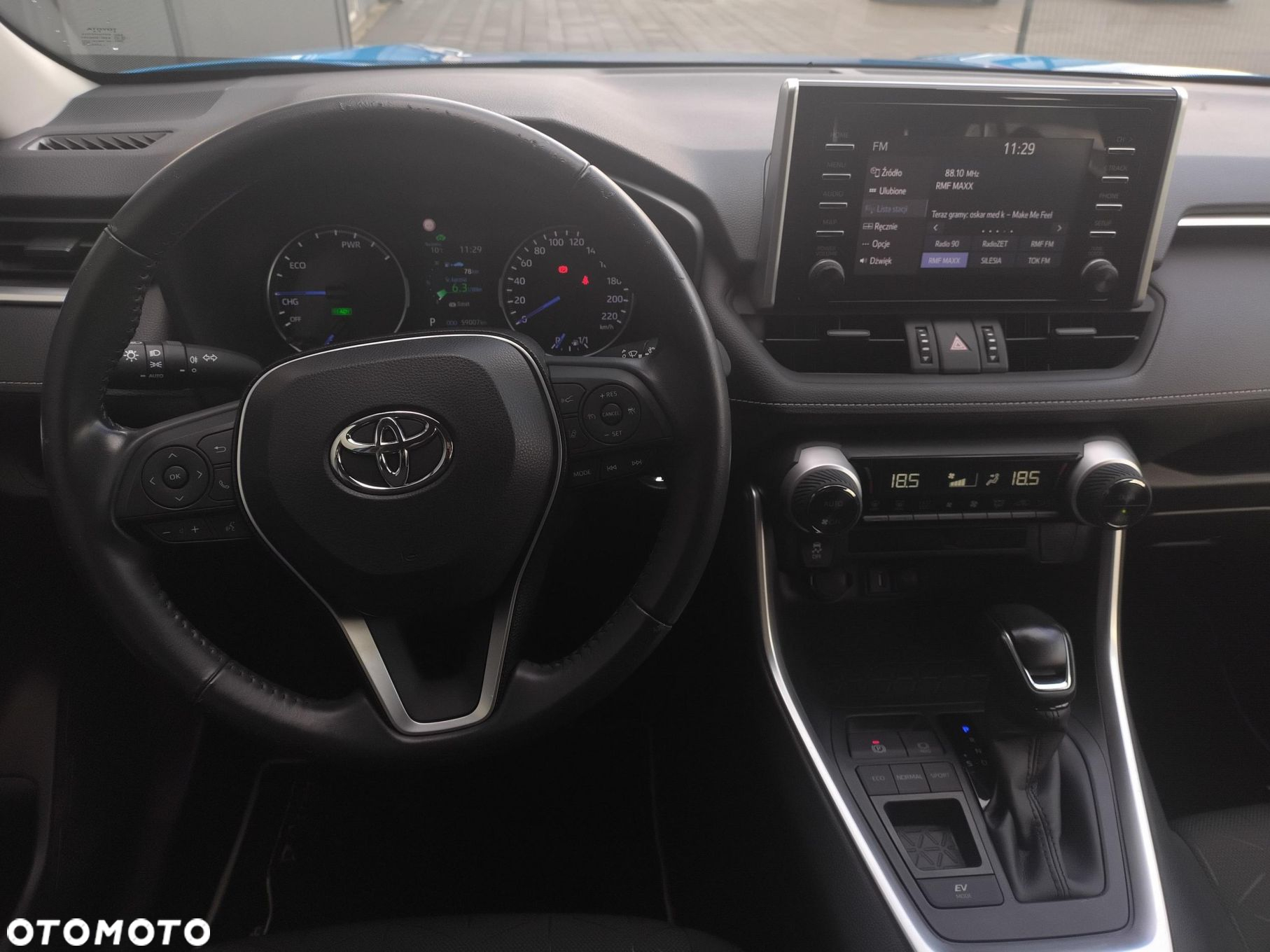 Toyota RAV4 - 13