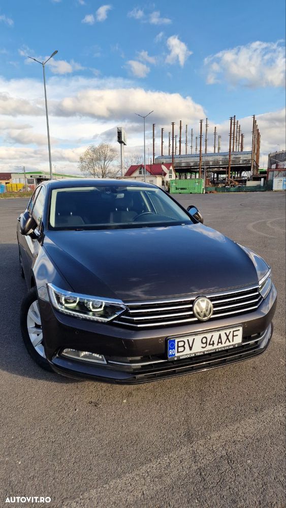Volkswagen Passat Variant 2.0 TDI Comfortline - 18