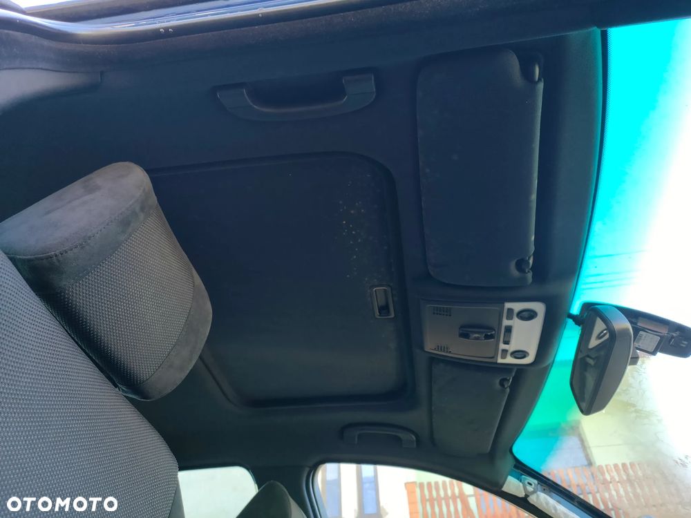 BMW Seria 3 320i - 4