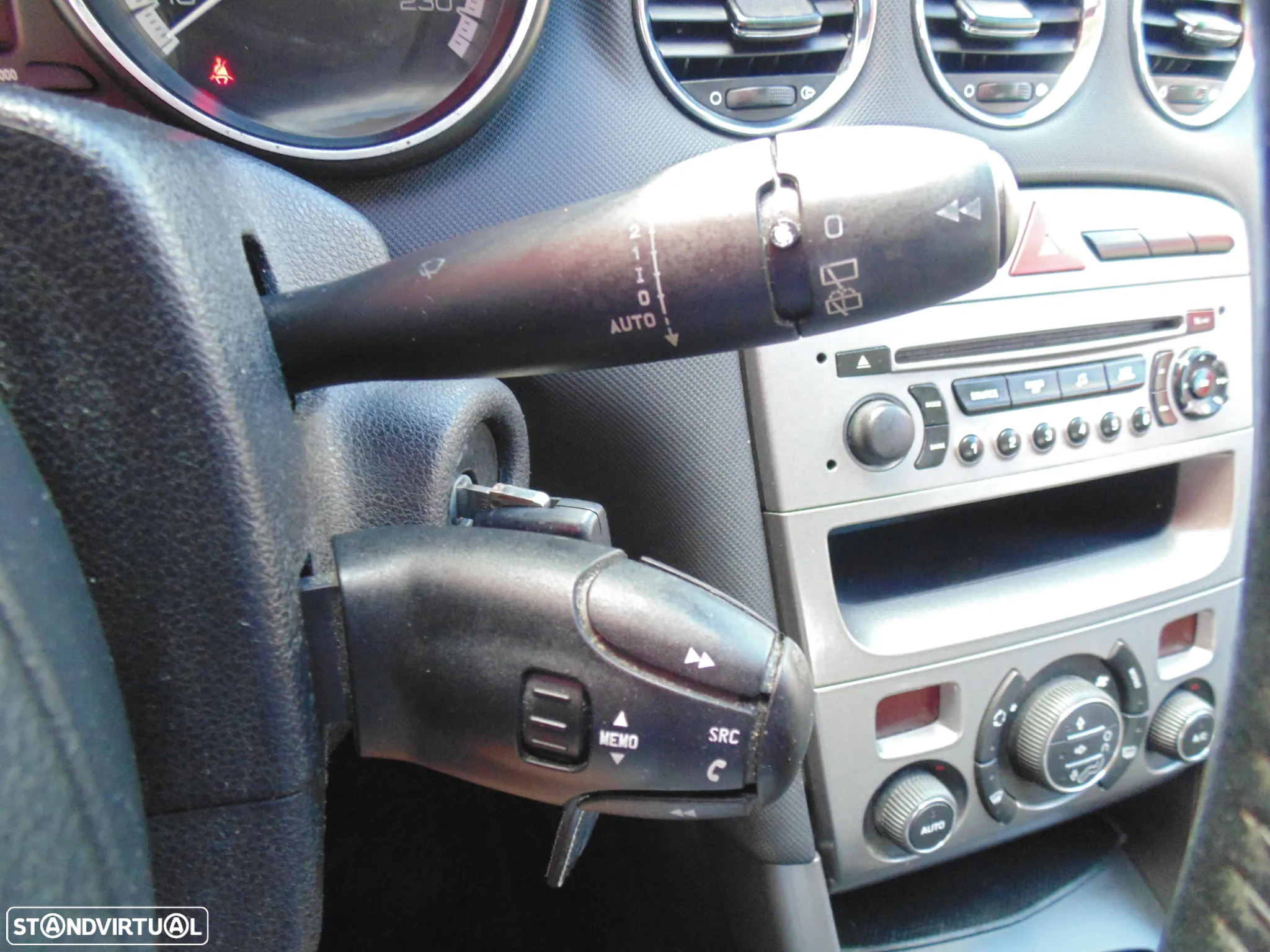 Peugeot 308 1.6 HDi Executive - 22