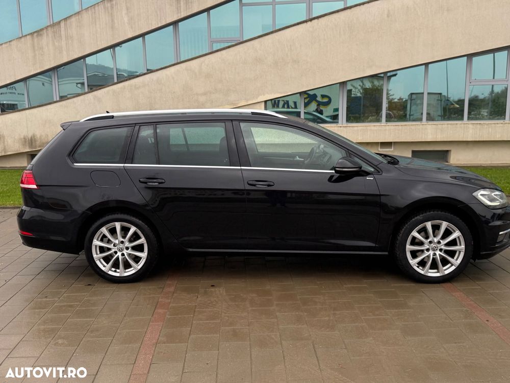 Volkswagen Golf 2.0 TDI Highline - 12