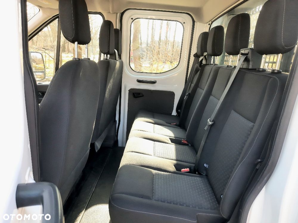 Ford TRANSIT DOKA 7osób - 18
