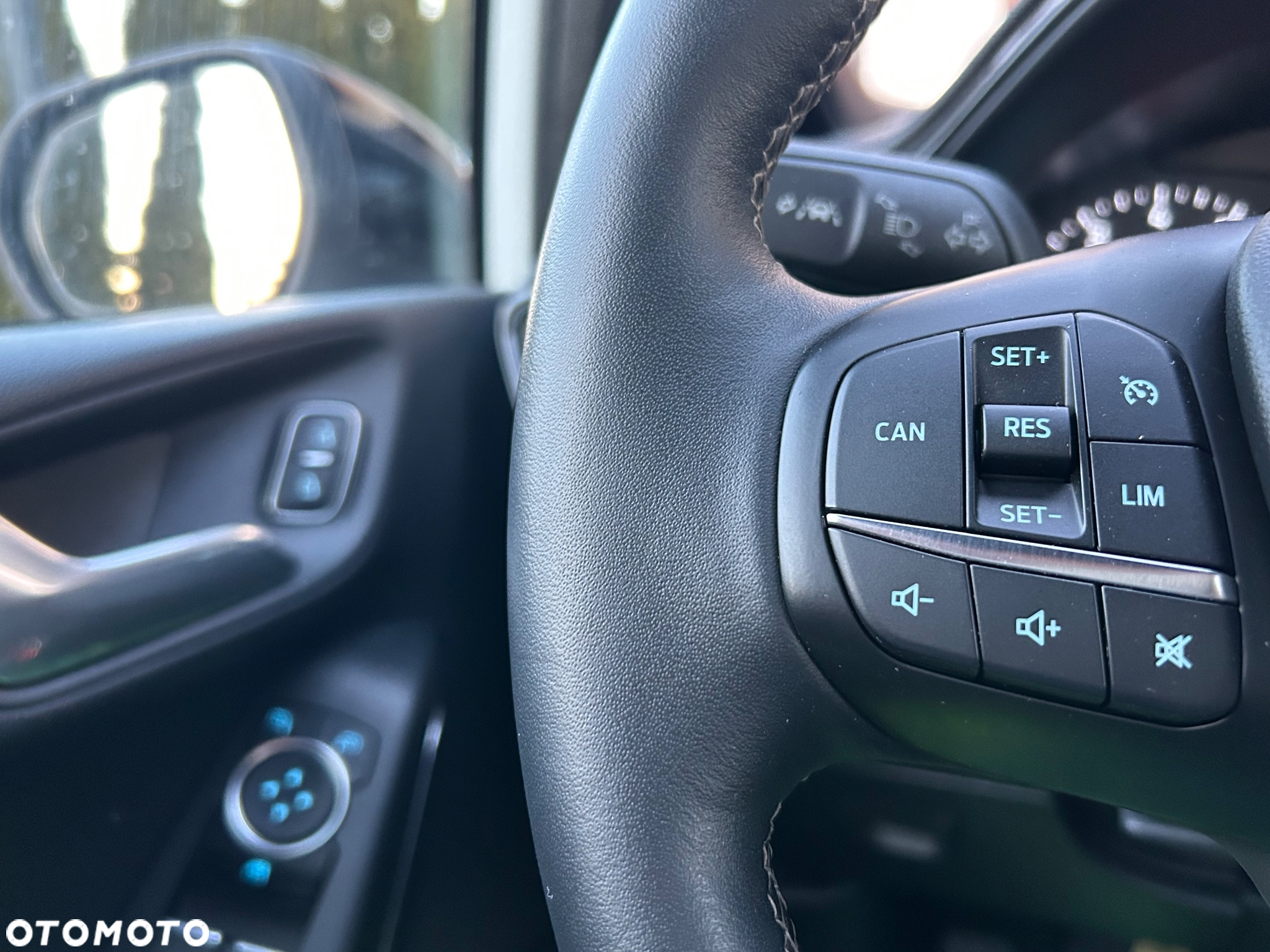 Ford Fiesta 1.0 EcoBoost S&S ACTIVE - 19