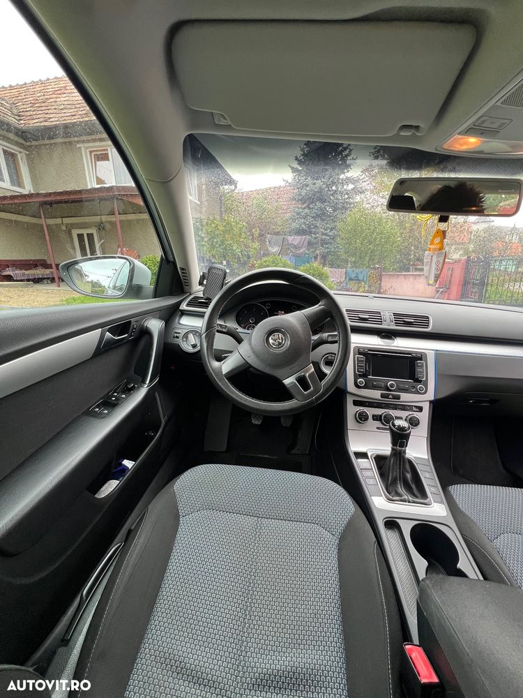Volkswagen Passat 1.6 TDI BlueMotion - 4