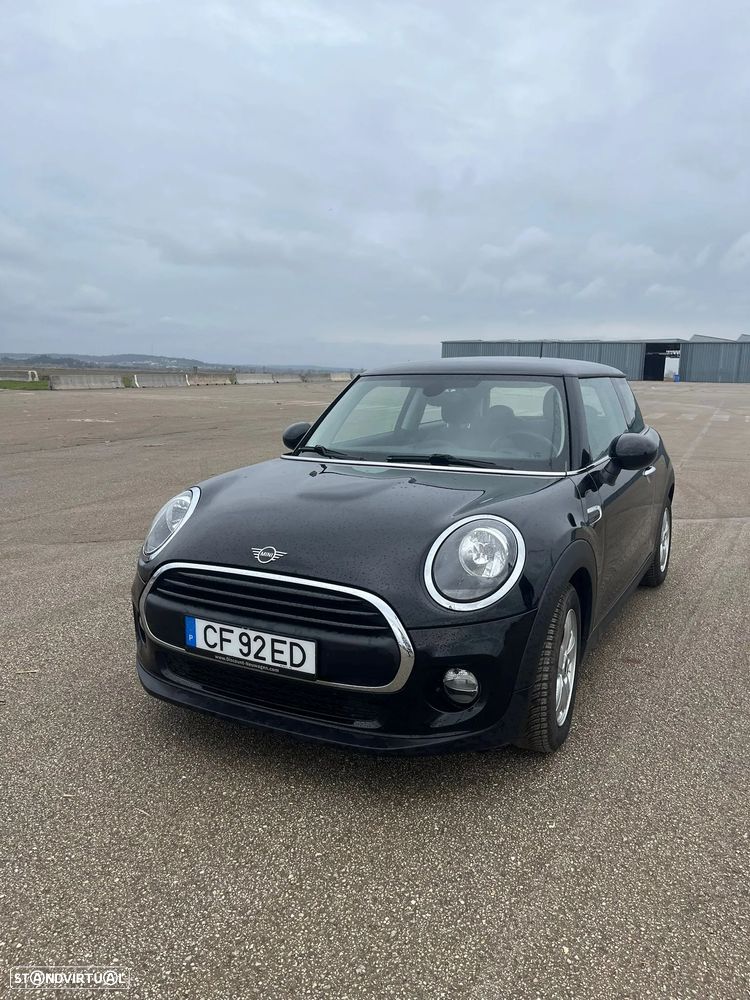 MINI 3 Portas One D Blackyard - 2