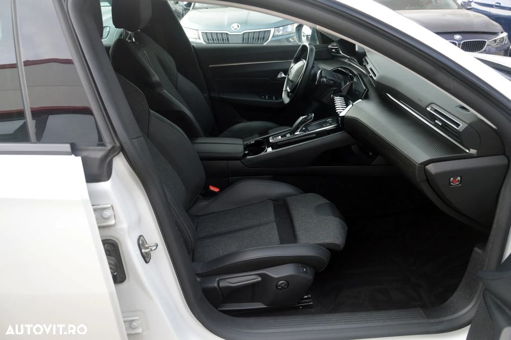 Peugeot 508 225 e-EAT8 Allure - 28