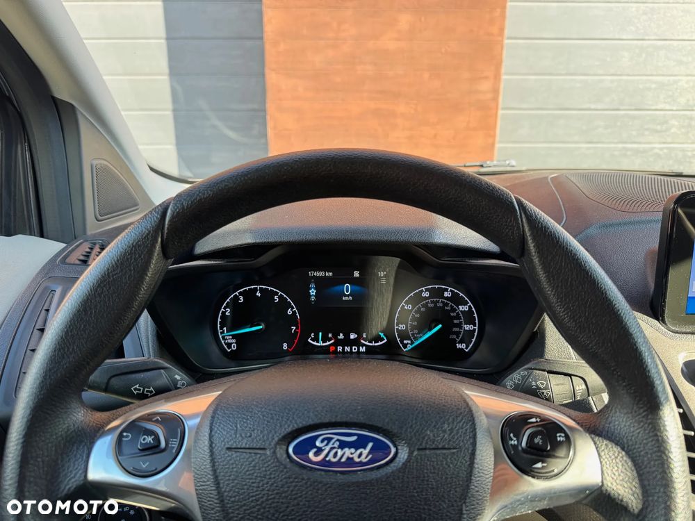 Ford Transit Connect - 13