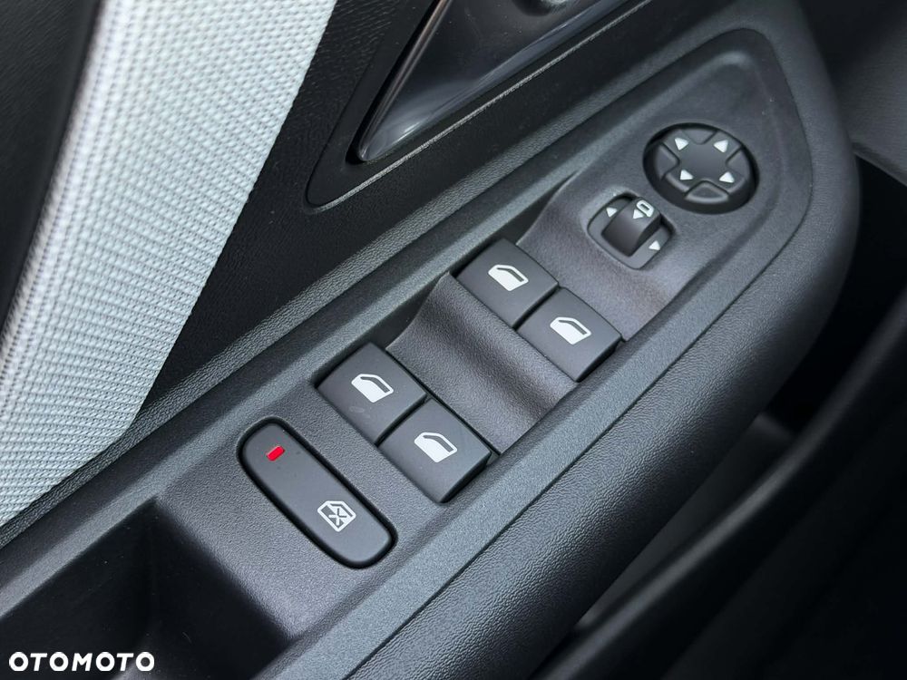 Citroën C4X 1.2 mHEV Max eDCT6 - 11