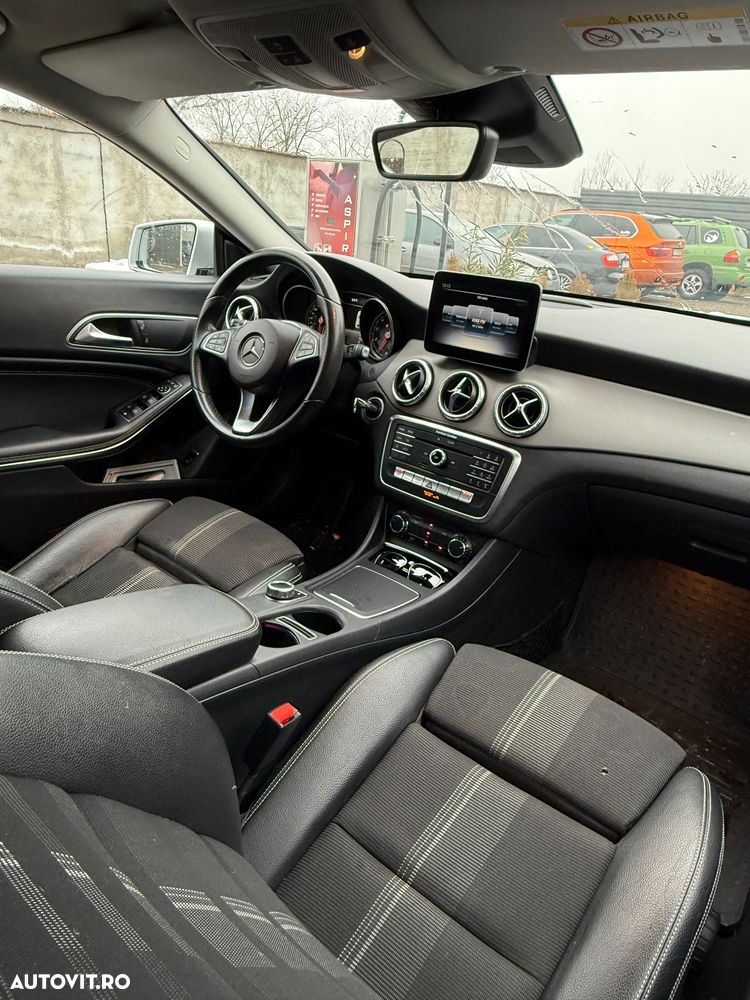 Mercedes-Benz CLA - 17