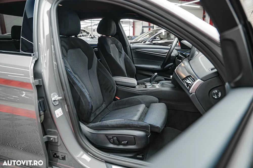 BMW Seria 5 530e Aut. M Sport Edition - 10
