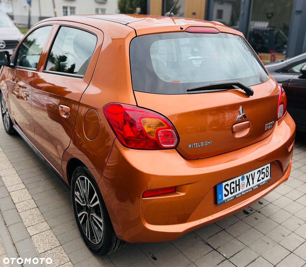 Mitsubishi Space Star AS&G 1.2 Spirit+ Black - 5