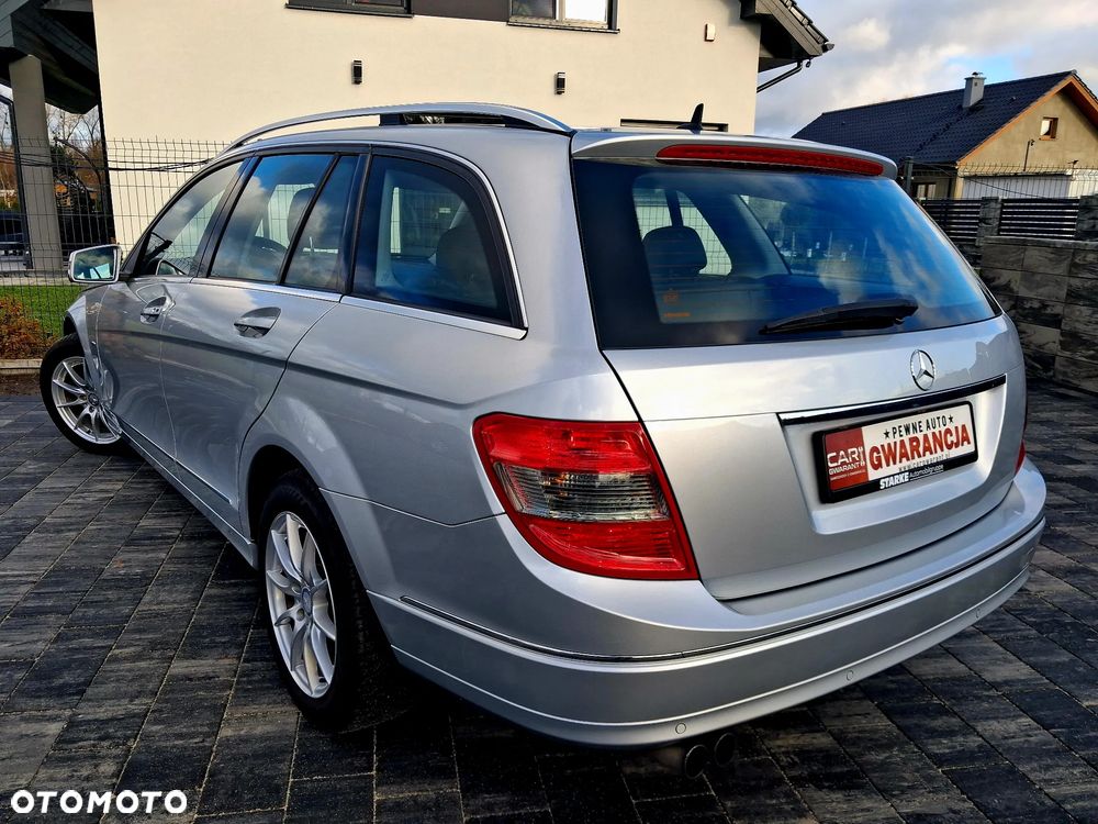 Mercedes-Benz Klasa C 180 CGI Automatik BlueEFFICIENCY Elegance - 4